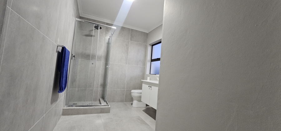 5 Bedroom Property for Sale in Myburgh Park Western Cape